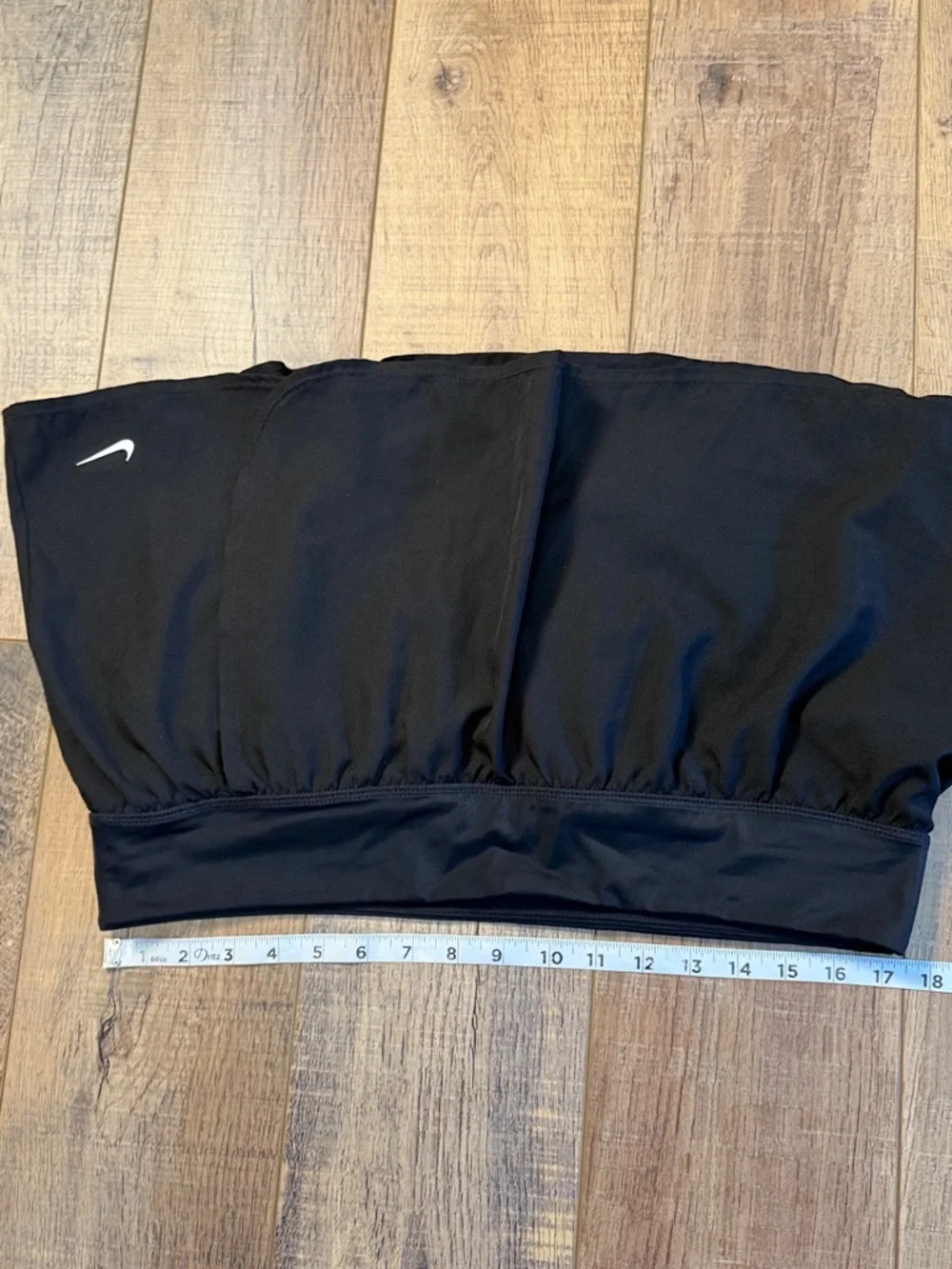 Nike excellent preowned
